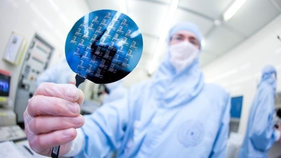 More than 30 12-inch chip fabs were added around the world, and the expansion of silicon wafer fabs started simultaneously